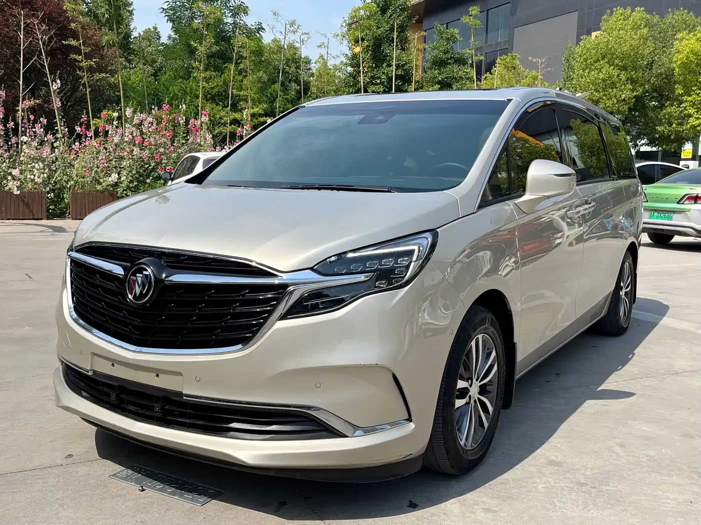 BUICK GL8