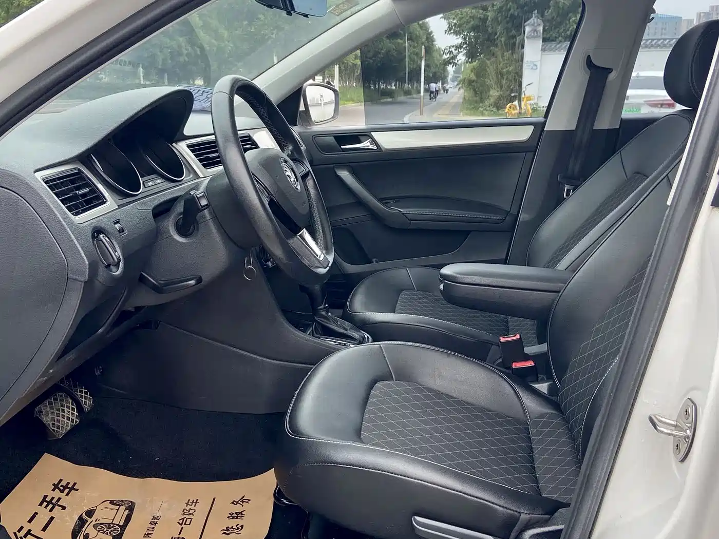 Škoda Skoda Rapid Spaceback 2019 Facelift 1.5L Automatic Comfort Version China VI фото 4