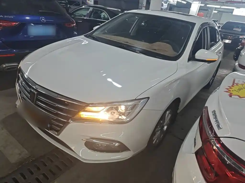 Roewe i5 2020 1.5L Automatic 4G Connected Premium Edition
