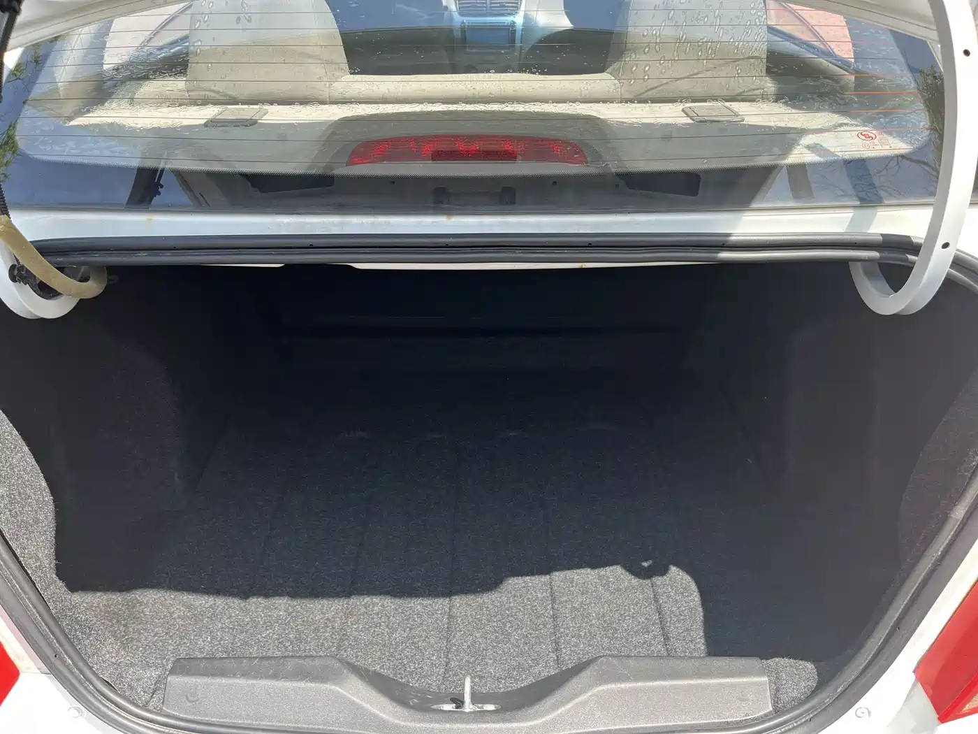 Chevrolet Sail 2013 Sedan 1.2L AMT Ideal Edition фото 25