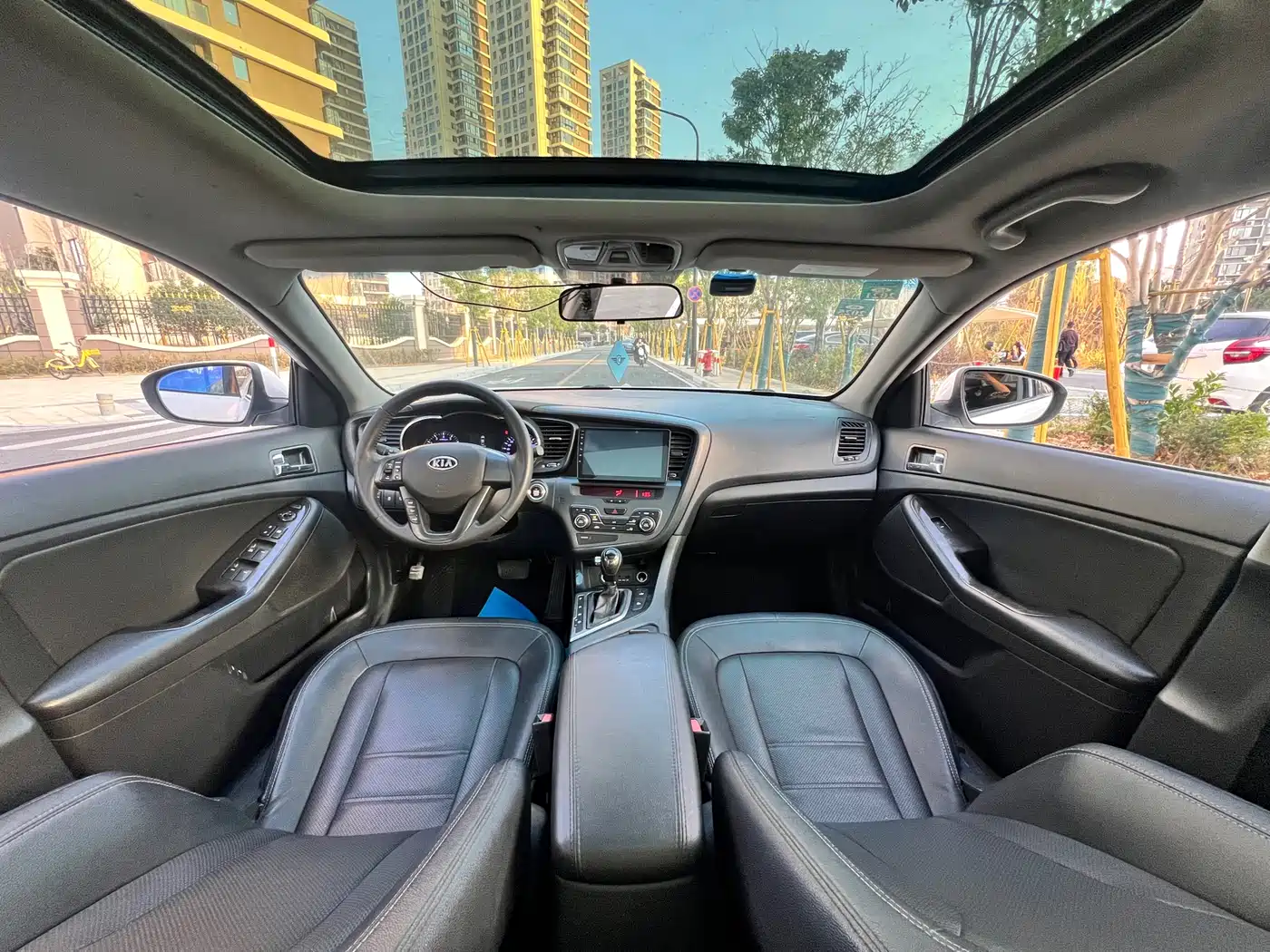 Kia K5 2012 2.0L Automatic DLX фото 10