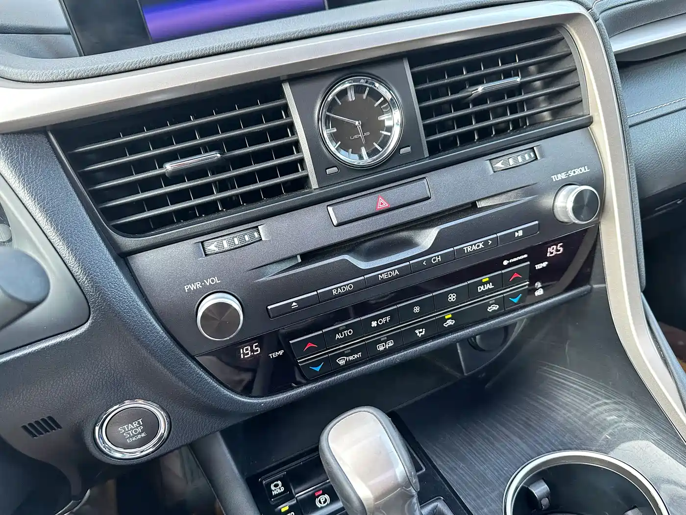LEXUS RX
