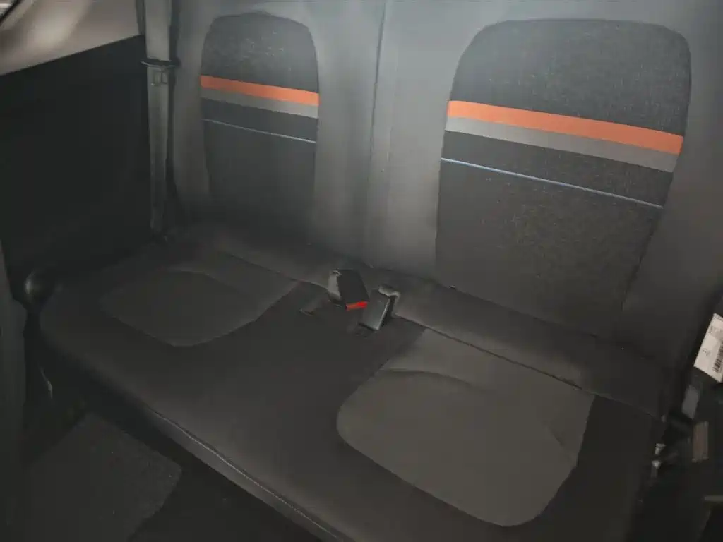 WULING AUTOMOBILE HONGGUANG MINIEV