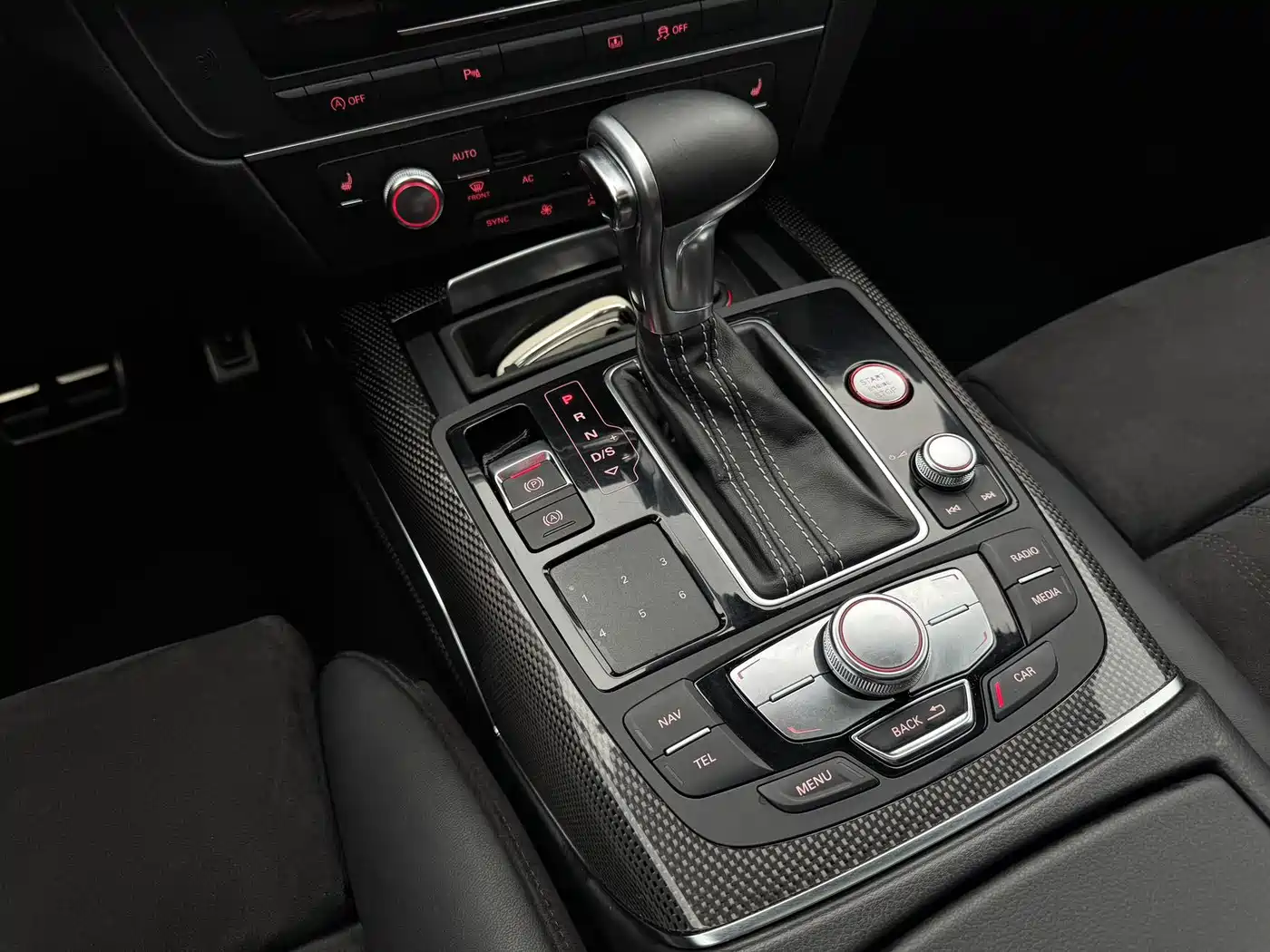 Audi S6 2013 S6 4.0TFSI фото 10