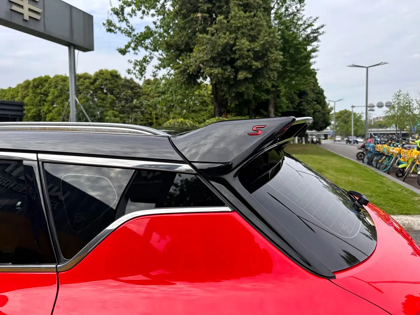 GEELY AUTOMOBILE BINYUE