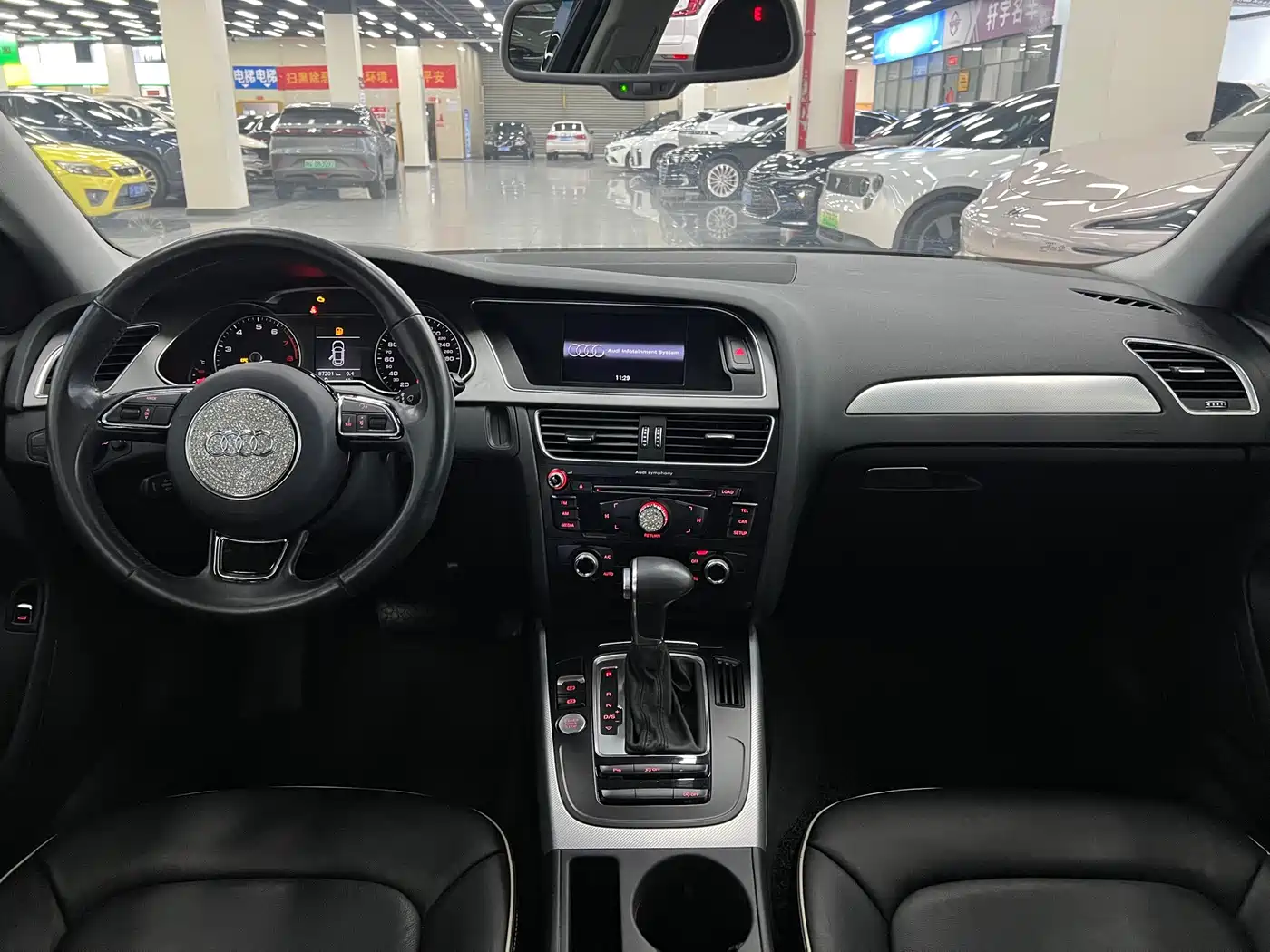 Audi A4L 2016 35 TFSI Collector's Edition Automatic Standard фото 3