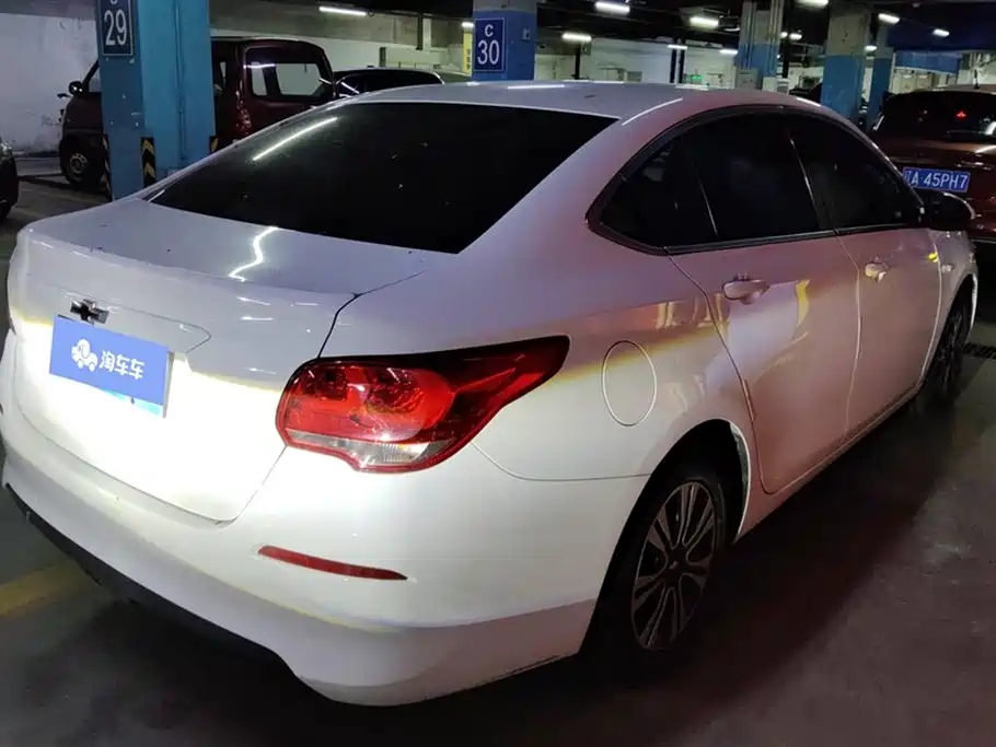 Chevrolet Cavalier 2019 320 Automatic Enjoyment Edition фото 3