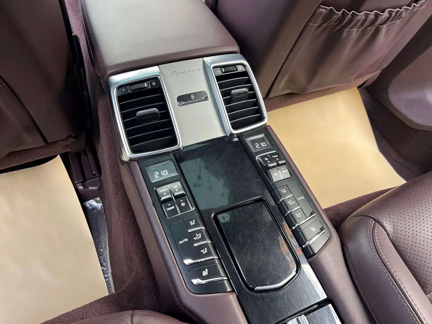 Porsche Panamera 2014 Panamera 3.0T фото 6