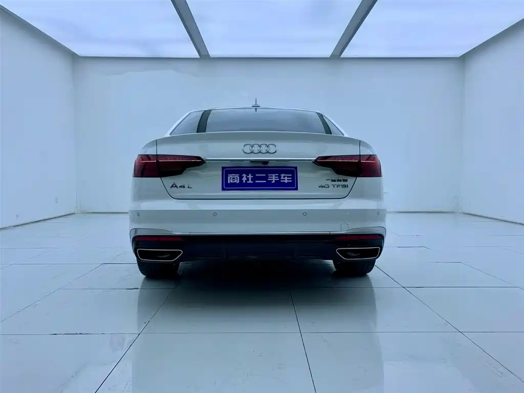 Audi A4L 2023 40 TFSI Fashion Dynamic фото 4