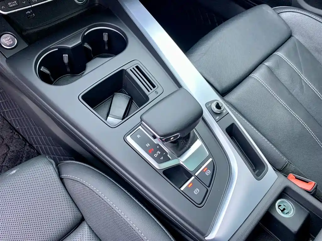 Audi A4L 2023 40 TFSI Fashion Dynamic фото 22