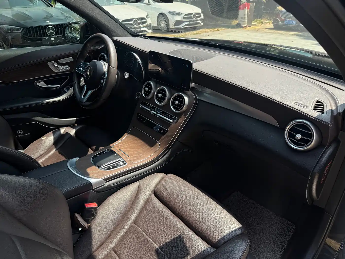 Mercedes-Benz GLC 2020 Facelift GLC 300 L 4MATIC Dynamic фото 14