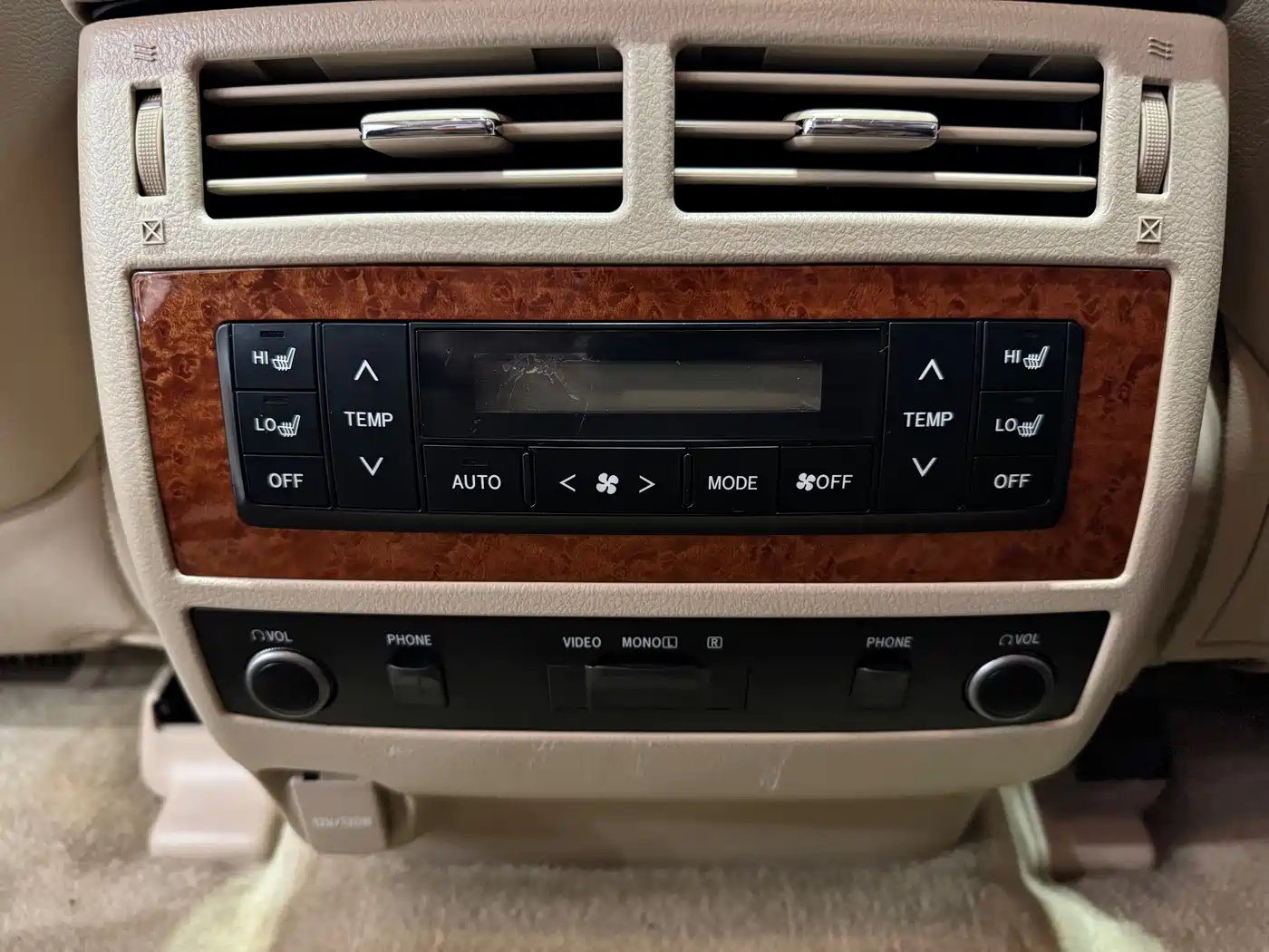 Toyota Land Cruiser 2013 2012 4.6L Automatic VX-R