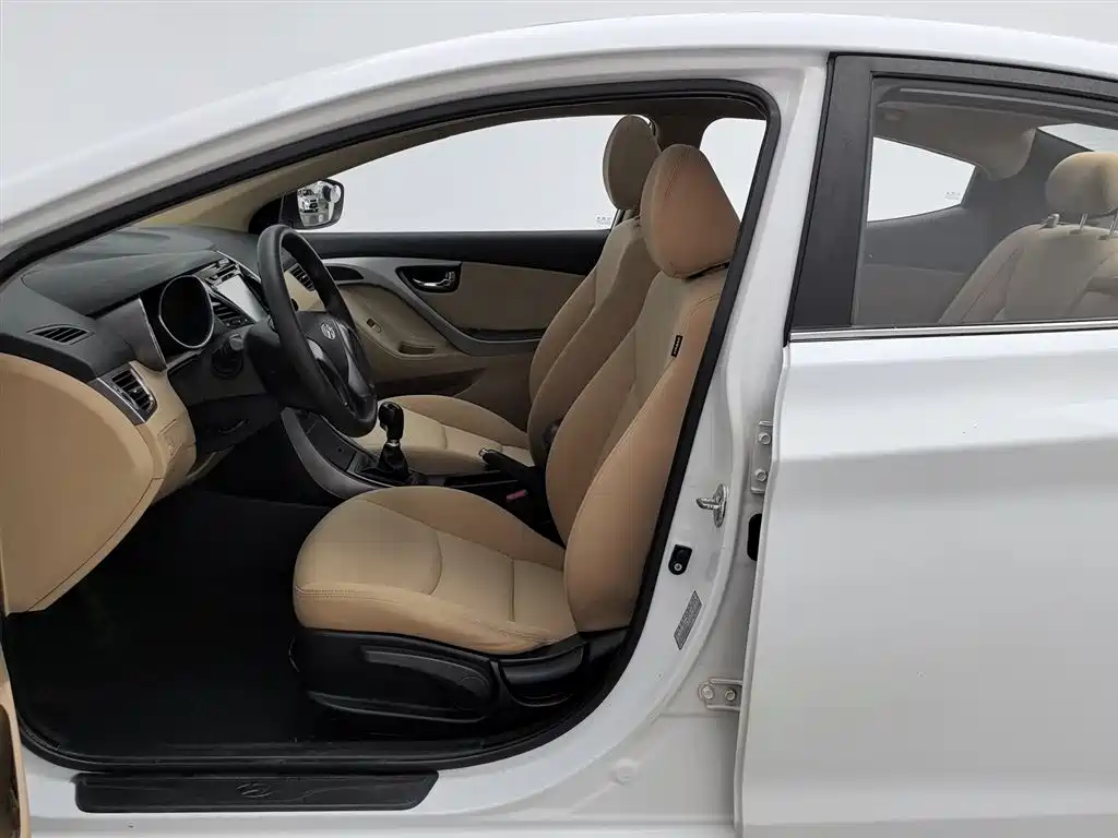 Hyundai Langdong 2012 1.6L Manual Leading фото 10