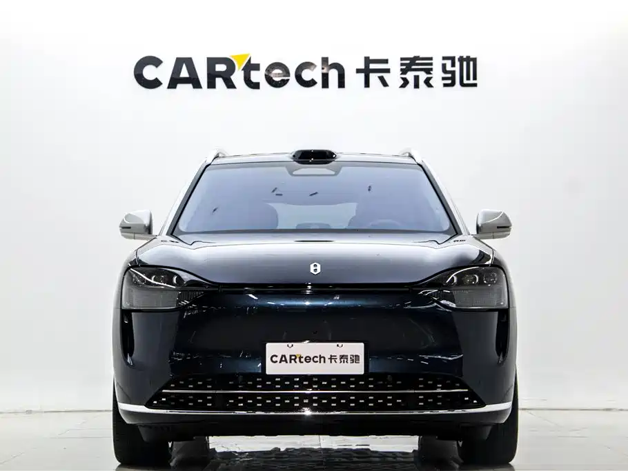 AITO Wenjie AITO M9 2025 Extended Range Ultra 52kWh 5-Seater фото 3
