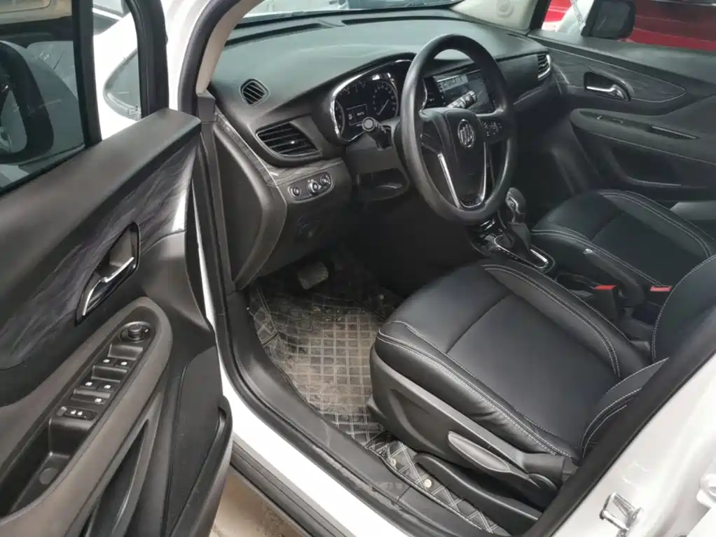 Фото 16 - Buick Encore