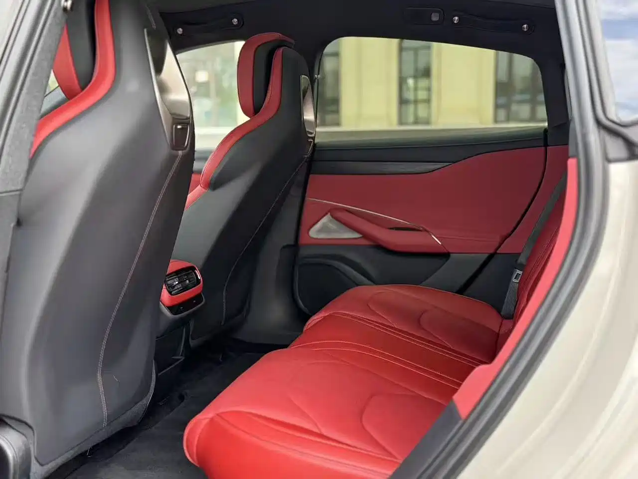 XIAOMI CAR XIAOMI SU7