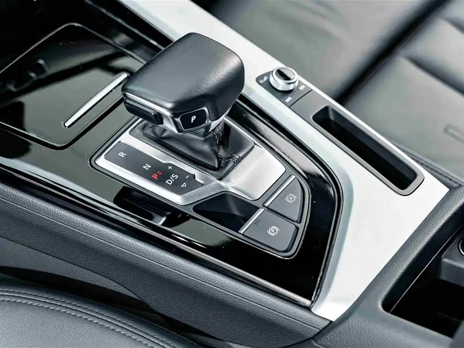 Audi A5 (Import) 2023 Sportback 40 TFSI quattro Luxury Dynamic фото 12
