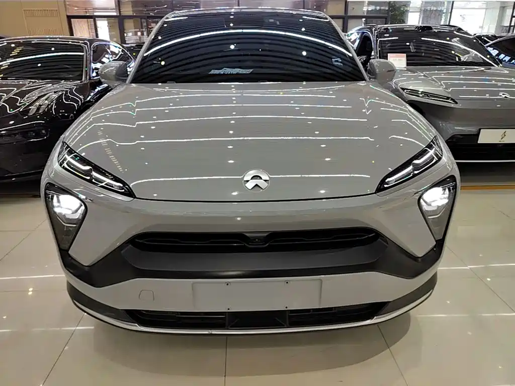 Фото 3 - NIO EC6