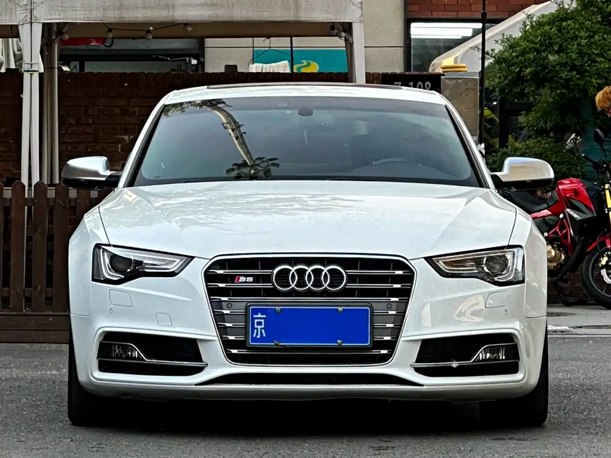 Audi S5 2012 S5 3.0T Sportback фото 2