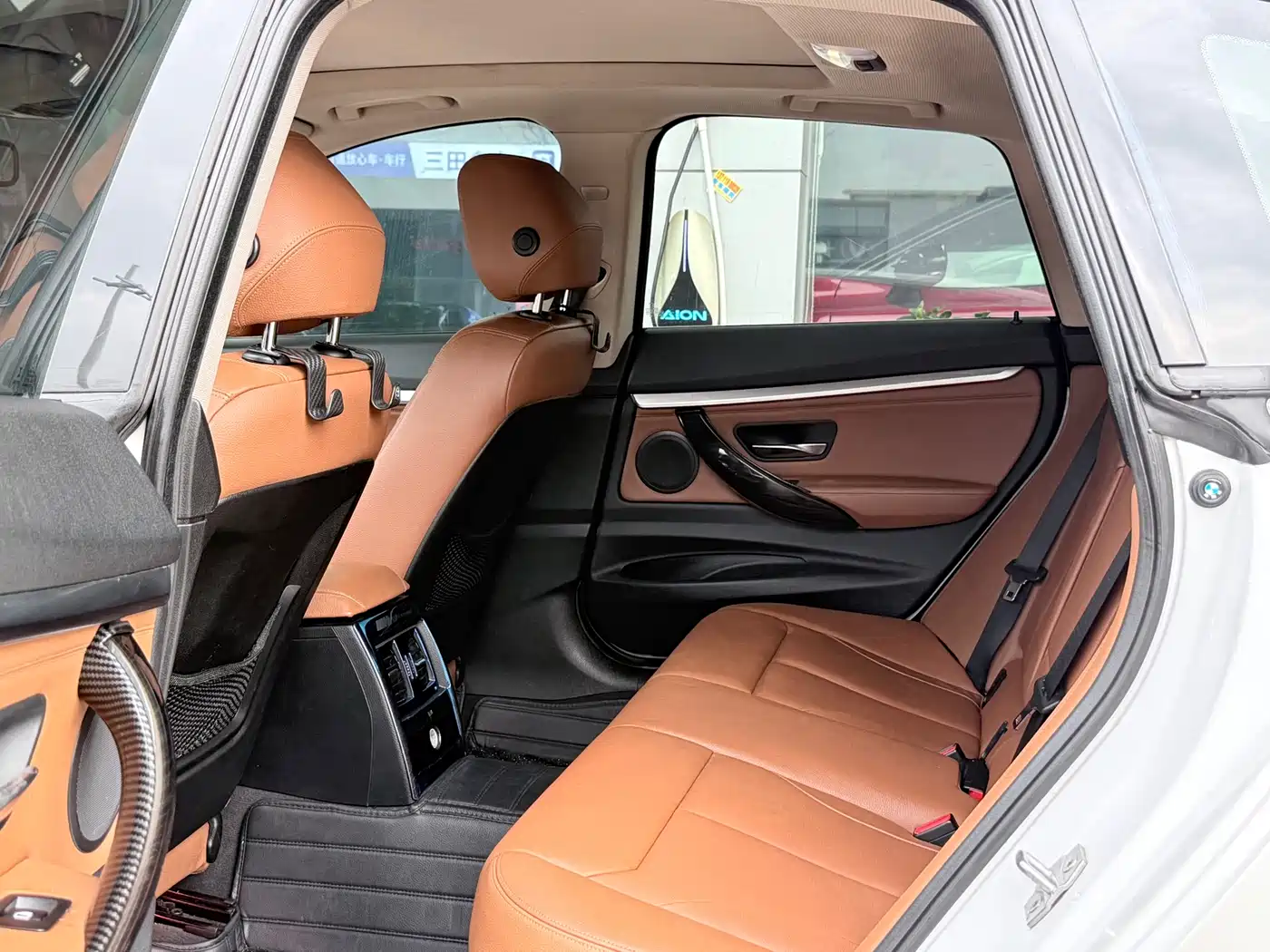 BMW 3 Series GT 2016 320i Design Package фото 5