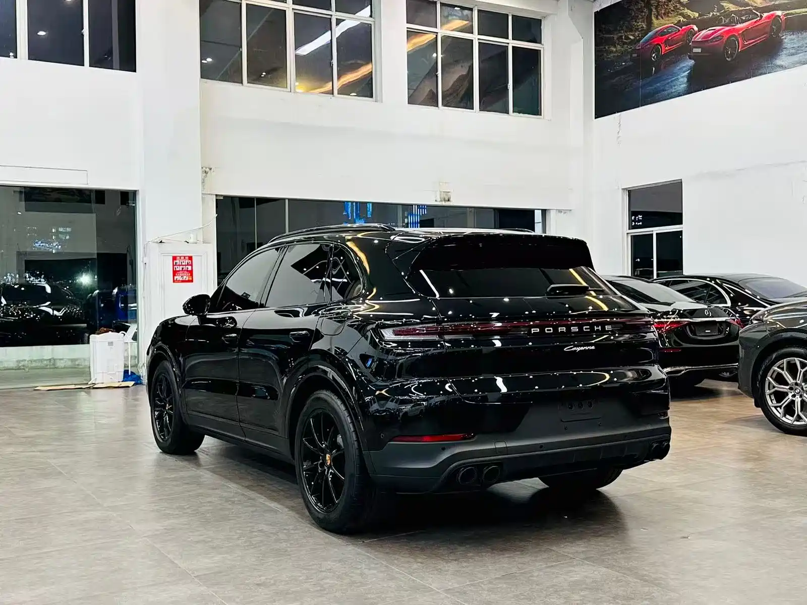 Фото 4 - Porsche Cayenne New Energy