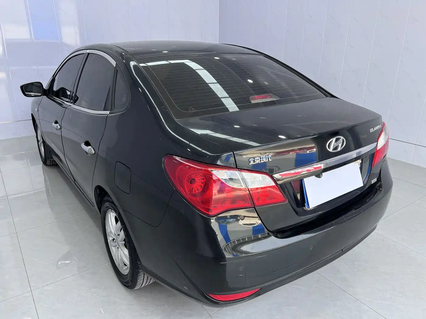 Hyundai Elantra 2011 1.6L Automatic Comfort фото 3