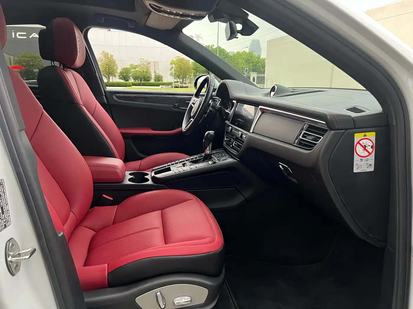 Porsche Macan 2018 Macan 2.0T фото 19