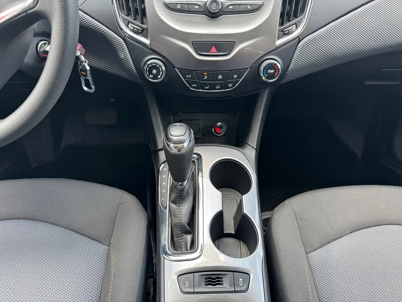 Chevrolet Cruze 2018 320 Automatic Pioneer Sunroof Edition фото 9