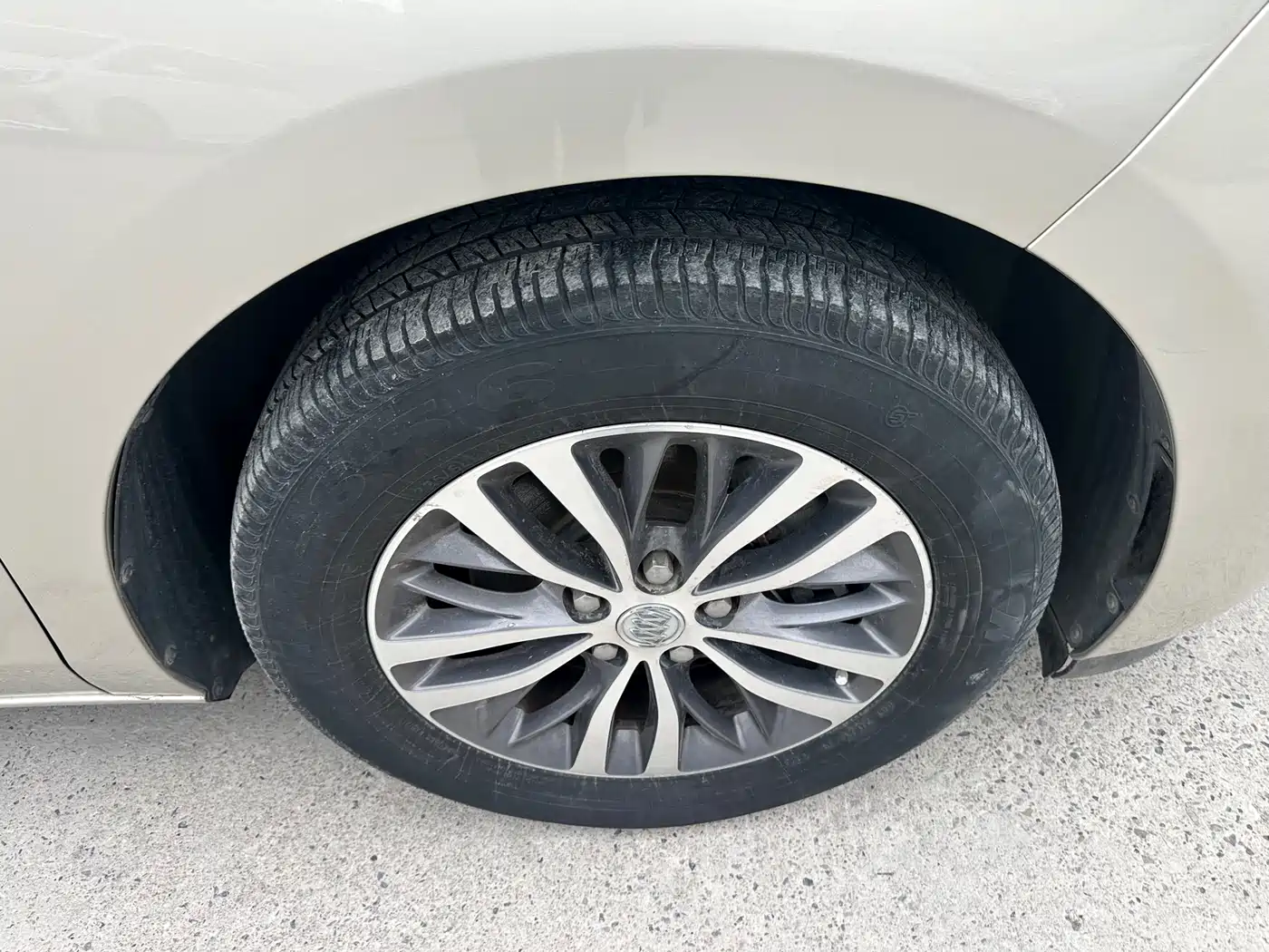 Buick GL8 2018 ES 28T Luxury Type China VI фото 5