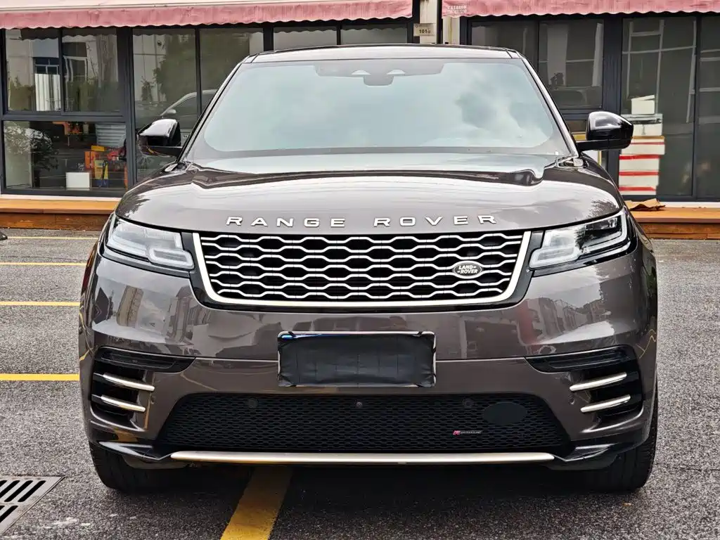 Фото 2 - Land Rover Range Rover Velar