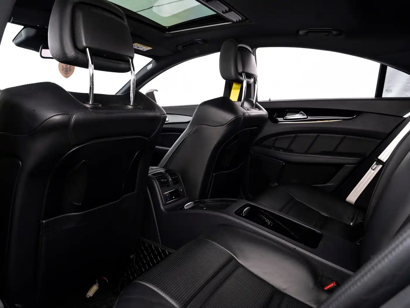 Mercedes-Benz CLS AMG 2015 AMG CLS 63 4MATIC фото 18