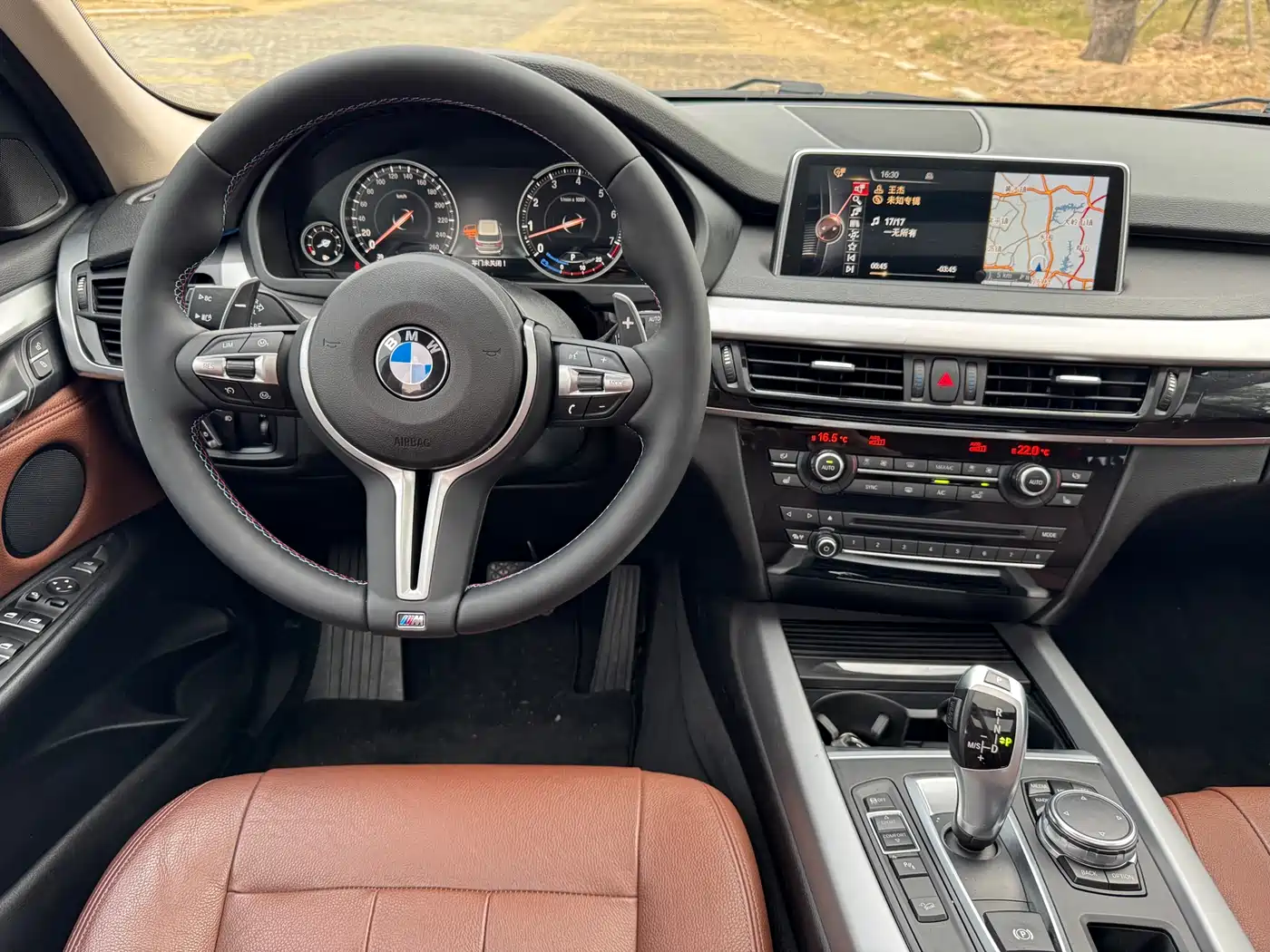 BMW X5 (Import) 2018 xDrive35i Elegant Model фото 11