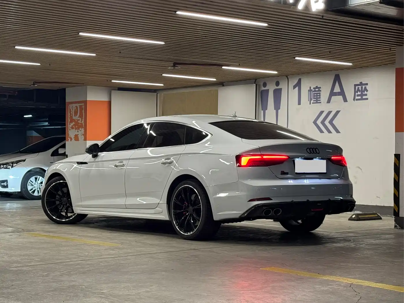 Audi A5 (Import) 2017 Sportback 45 TFSI Sport фото 8