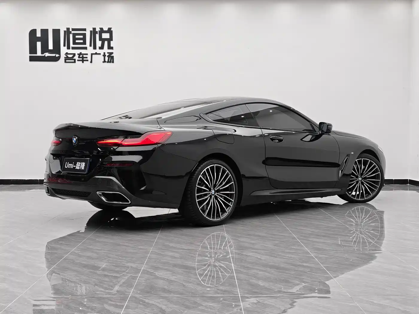 BMW 8 Series 2019 840i Coupe M Sport Package фото 4