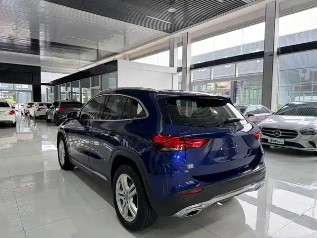 Mercedes-Benz GLA 2020 GLA 180 — фото 5