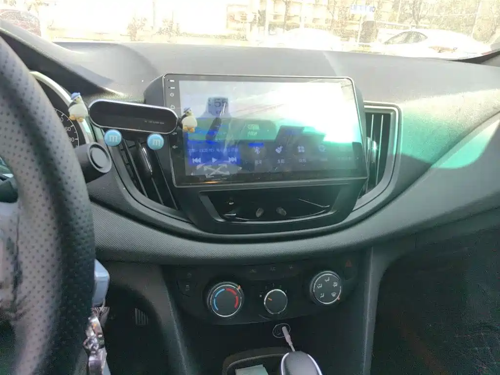 Chevrolet Cavalier 2019 320 Auto Sunroof Enjoyment Edition фото 6