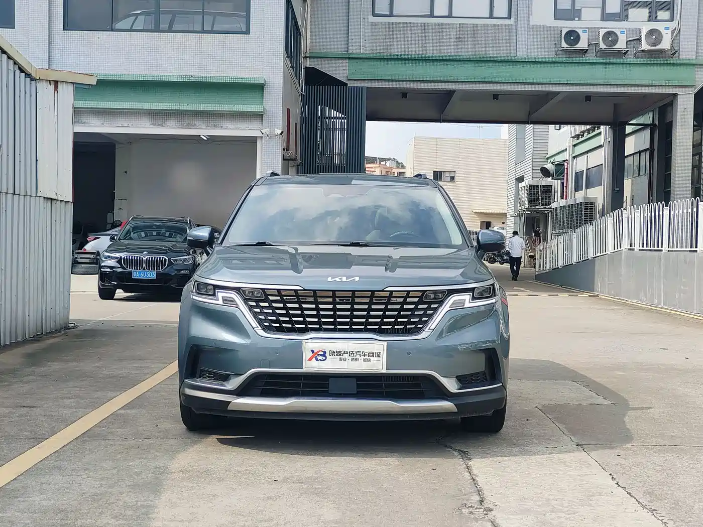 Kia Carnival 2021 2.0T Flagship Edition фото 5