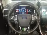 Фото 11 - Ford Edge