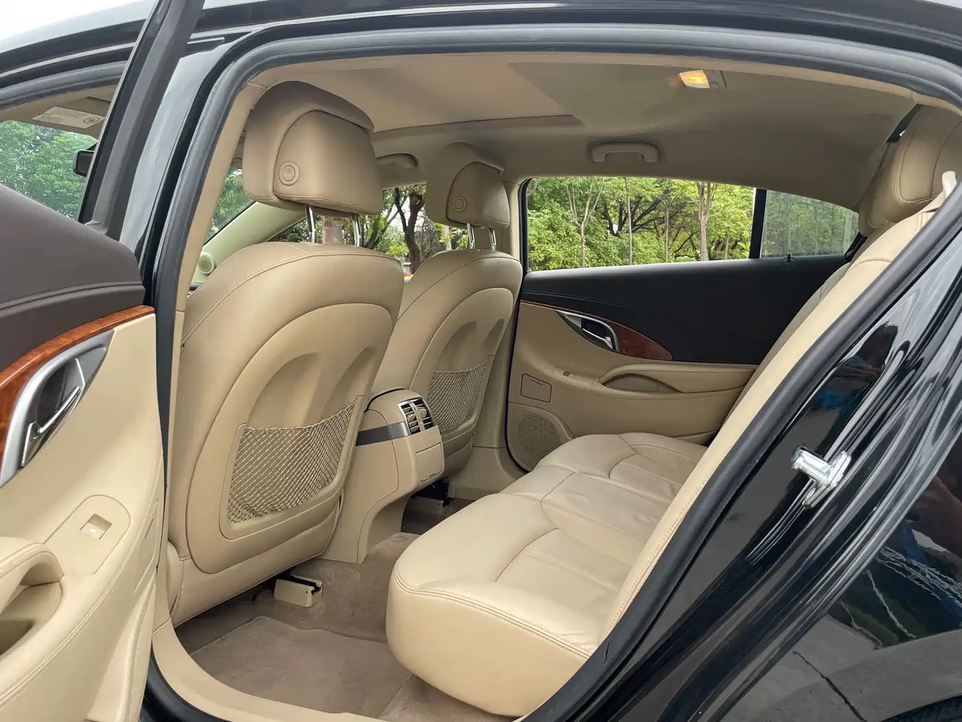 Buick LaCrosse 2011 2.4L SIDI Premium Edition фото 6