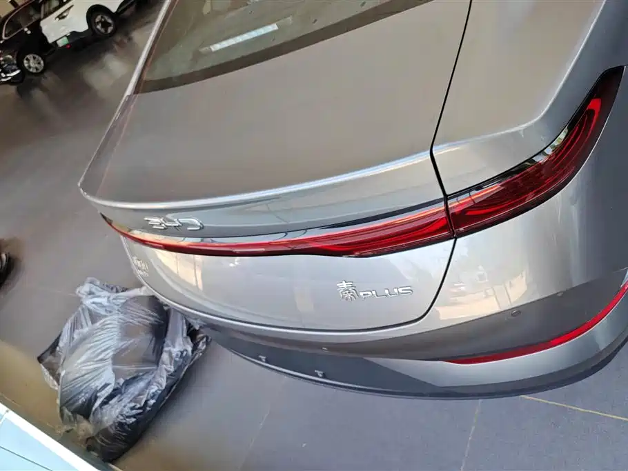 BYD Qin PLUS 2026 DM-i Smart Edition 128KM Progressive фото 4