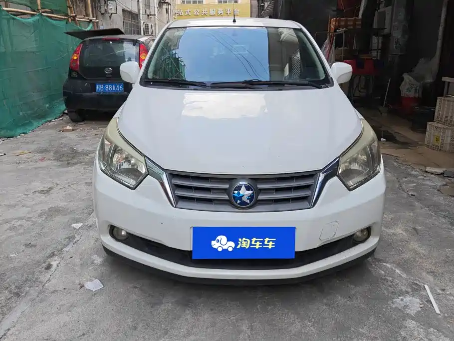 Venucia R50 2013 2013 1.6L Manual Fashion