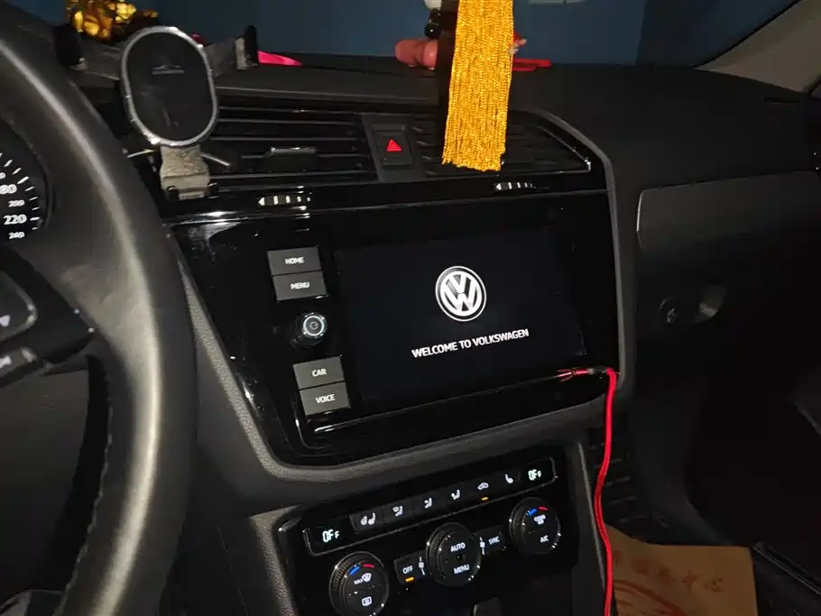 Volkswagen Tiguan L PHEV 2019 430PHEV Hybrid Luxury Edition фото 13