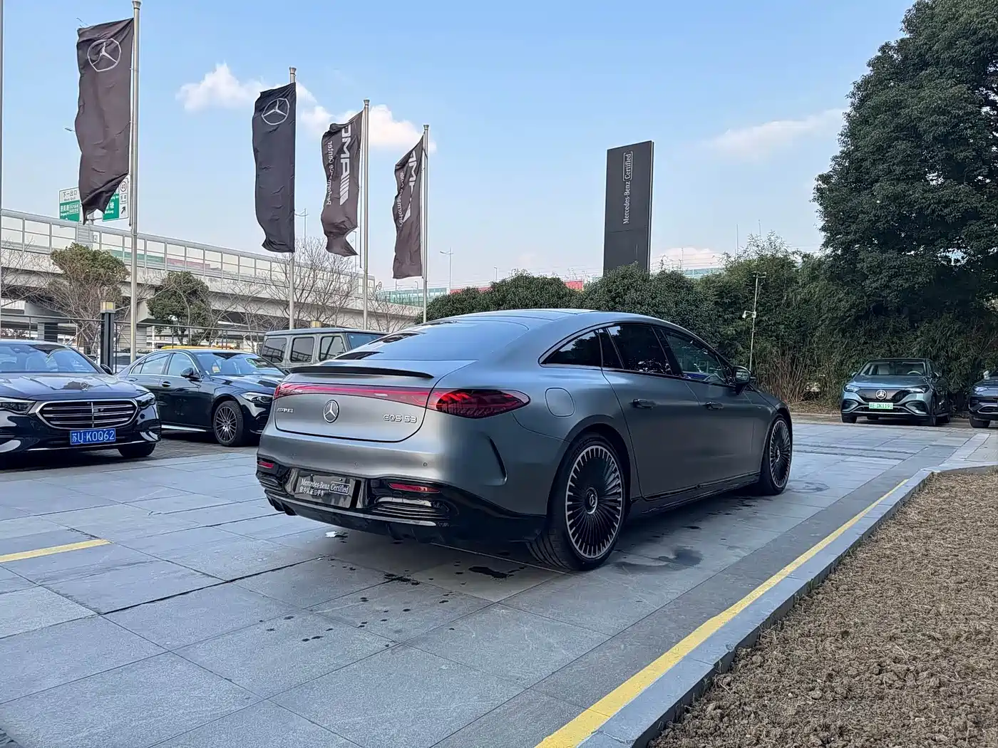 MERCEDES-BENZ EQS AMG