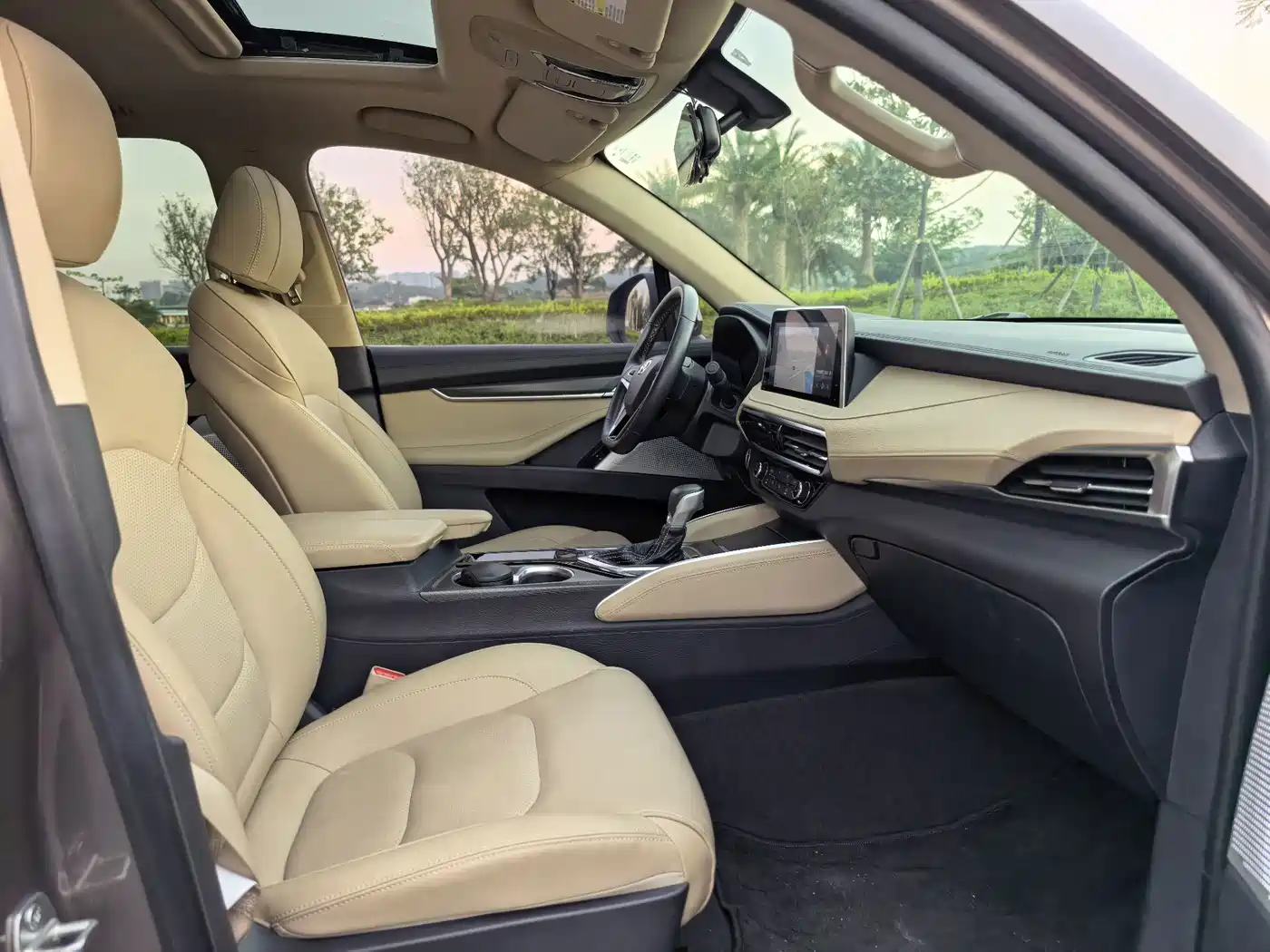 SAIC Maxus D90 2018 2017 2.0T Automatic 2WD Uranus