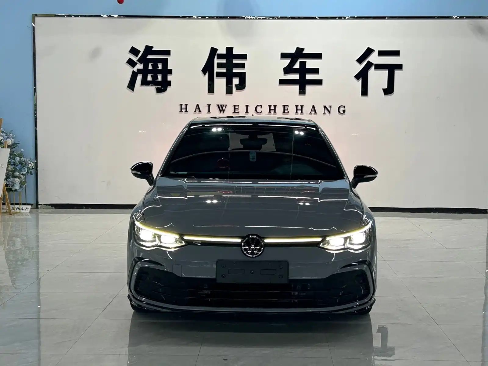 Фото 2 - Volkswagen Golf