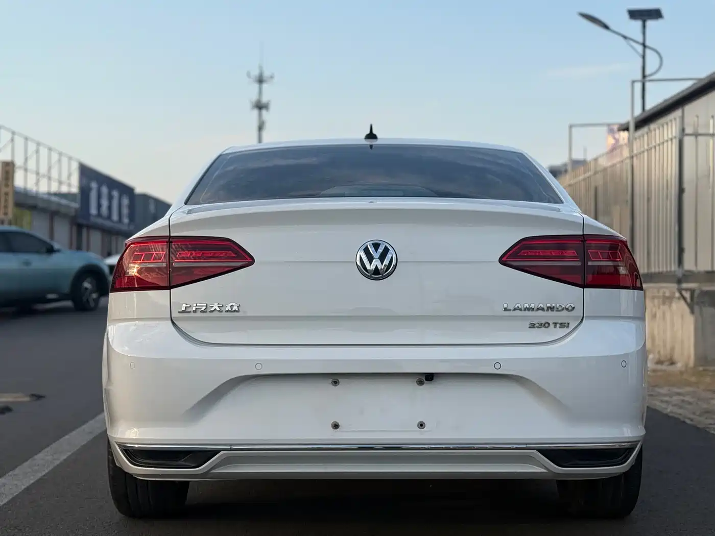Photo 10 - Volkswagen Lamando