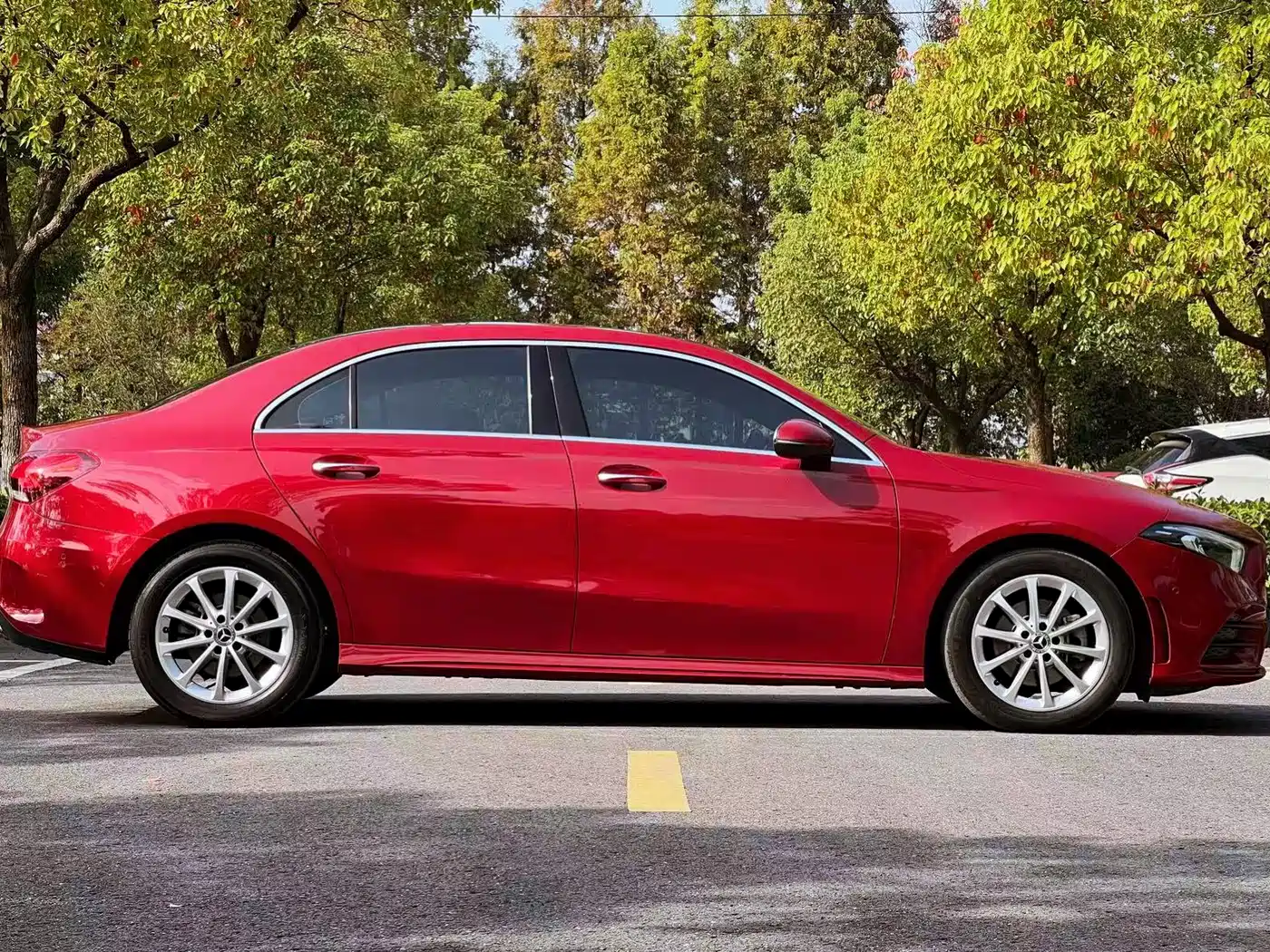 Mercedes-Benz A-Class 2020 A 200 L Sport Sedan фото 4