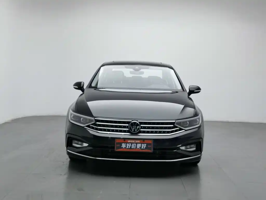 Фото 3 - Volkswagen Magotan