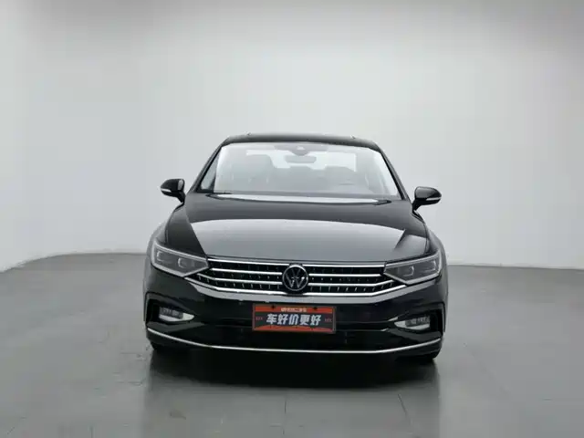 Volkswagen Magotan 2025 Popular Edition 330TSI DSG Luxury — фото 3