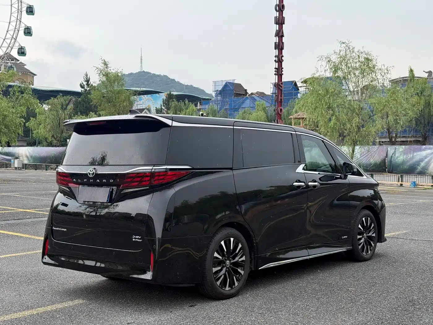 Toyota Vellfire 2023 2024 Crown Hybrid 2.5L Premium Edition